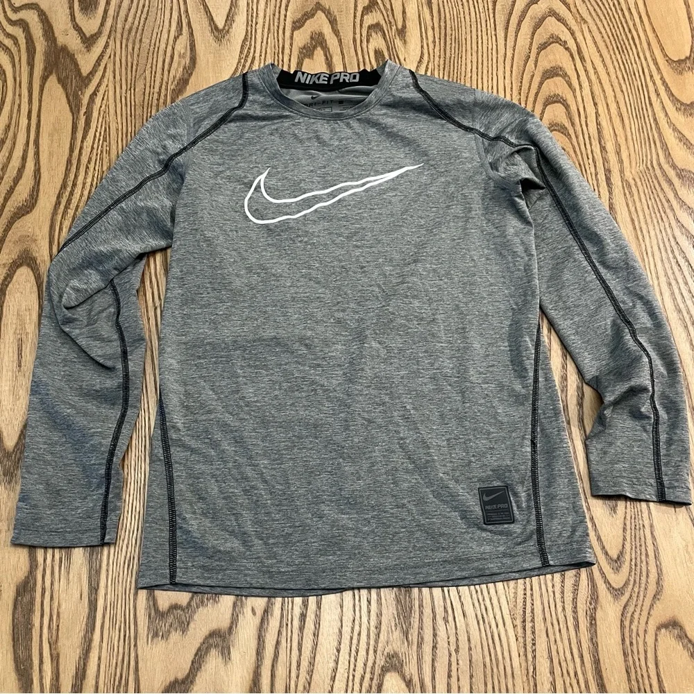 Nike Pro Dri-Fit Fitted Gray Long Sleeve Sports‎ Shirt